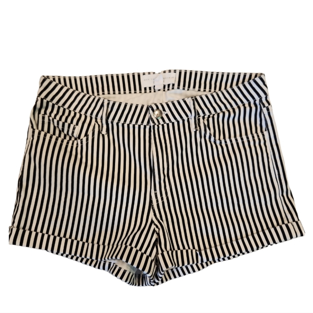 New York Laundry Denim Black and White Stripe Shorts Size 9 Medium